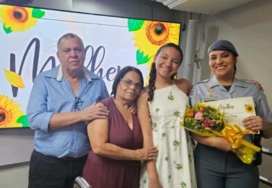 CAPITÃ DA PM BRUNA CHAGAS, COMANDANTE DA 4ª CIA EM CRUZEIRO, É HOMENAGEADA NA CÂMARA MUNICIPAL DE CAÇAPAVA