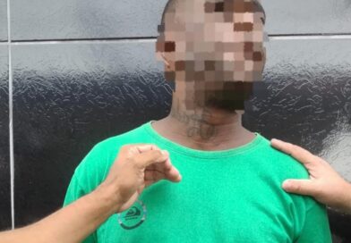 Homem é detido após confusão e agressão com barra de ferro em quiosque em Cruzeiro