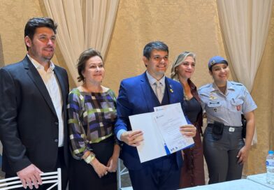 Noite de comemoração Capitólio: Câmara Municipal de Cruzeiro Celebra o Protagonismo das Mulheres Cidadãs