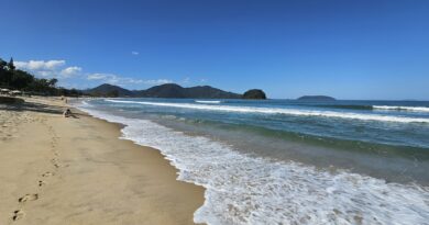 Tragédia no mar: mulher é encontrada boiando e morre após afogamento na Praia do Sapê, em Ubatuba