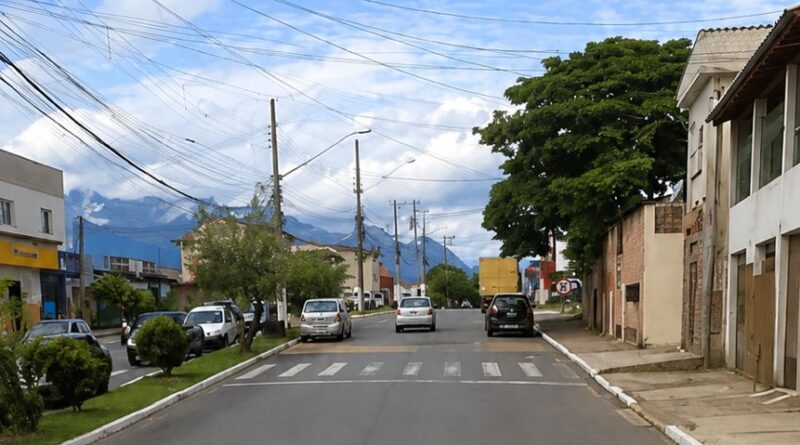 Homem é preso após tentativa de homicídio com machado em bar de Cruzeiro