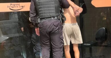PM REAGE APÓS ATAQUE A TIROS E PRENDE TRÊS SUSPEITOS COM DROGAS NO GETÚLIO VARGAS EM BARRA MANSA