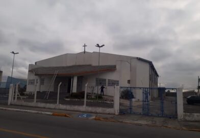 NEM O SINO ESCAPOU: CRIMINOSOS INVADEM IGREJA EM TREMEMBÉ E LEVAM PEÇA DE BRONZE AVALIADA EM R$ 15 MIL