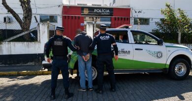 VÍDEO NAS REDES, RESPOSTA NAS RUAS: GCM LOCALIZA E PRENDE AUTOR DE VIOLÊNCIA DOMÉSTICA EM CRUZEIRO
