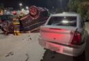 CAPOTAMENTO NA SAÍDA DA ARENA: CARRO VIRA, ATINGE TRÊS VEÍCULOS PARADOS E MOBILIZA BOMBEIROS EM SJC