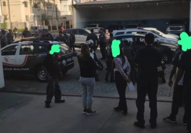 PÂNICO NO SÃO DIMAS: HOMEM COM FACA AMEAÇA ESTUDANTES, AVANÇA CONTRA POLICIAL E É BALEADO EM SÃO JOSÉ