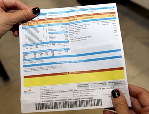 CONTA DE LUZ SEGUE MAIS CARA: BANDEIRA AMARELA CONTINUA EM AGOSTO E PESA NO BOLSO DOS MORADORES DO VALE