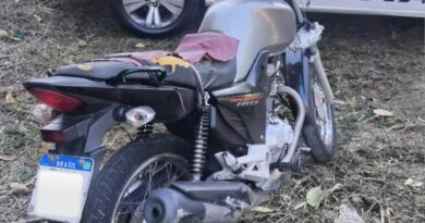 ENCONTRO FATAL NA ESTRADA: MOTOCICLISTAS DE 23 E 27 ANOS MORREM EM COLISÃO FRONTAL EM ATIBAIA