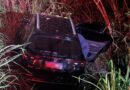 CARRO ERRA CURVA, SAI DA PISTA E DESPENCA EM DECLIVE EM VOLTA REDONDA