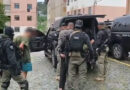 DENÚNCIA ANÔNIMA CERCA CONDOMÍNIO E LEVA POLÍCIA A FORAGIDO APONTADO COMO GERENTE DO TRÁFICO EM VOLTA REDONDA