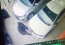 TRIO CHEGA EM JEEP E INVADE REVENDEDORA DE VEÍCULOS NO CENTRO DE BARRA MANSA