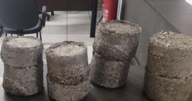 CÂMERAS FLAGRAM FUNCIONÁRIO FURTANDO 60 QUILOS DE ALUMÍNIO DE FÁBRICA NO VALE DO PARAÍBA; MATERIAL ESTAVA ESCONDIDO EM CARRO