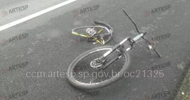 MORTE NO ACOSTAMENTO: CAMINHÃO INVADE LATERAL DA CARVALHO PINTO, ATINGE TRÊS CICLISTAS E MATA UM EM CAÇAPAVA