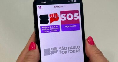 ELA FOI BUSCAR AS FILHAS E ACIONOU O BOTÃO DO PÂNICO: EX É PRESO PERTO DE ESCOLA EM SÃO JOSÉ