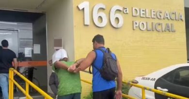 PEDRA DE 7,6 KG E FUGA DO FÓRUM: CONDENADO POR MATAR HOMEM QUE DORMIA NA CALÇADA É PRESO EM PARATY
