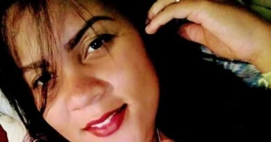 ELA JÁ TINHA MEDIDA PROTETIVA: MULHER DE 29 ANOS É MORTA A FACADAS PELO EX-COMPANHEIRO E DUAS PESSOAS FICAM FERIDAS AO TENTAR SOCORRÊ-LA